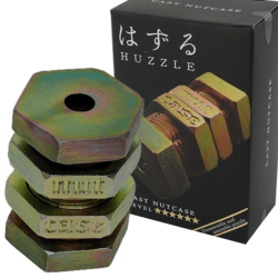 miniature1 Huzzle Nutcase 6